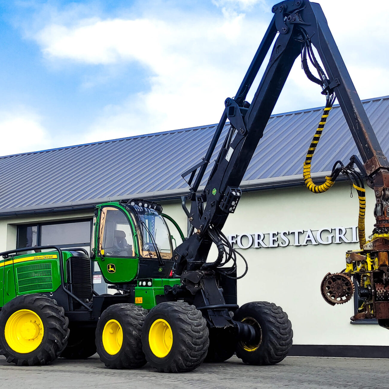 maszyny leśne, forest machines, Forstmaschinen, lesnické stroje, miško technika, лісові машини, harvester 1270E, harvesteris 1270E,  medkirtė 1270E, harvestor 1270E, xарвестер 1270E, sprzedaż maszyn leśnych