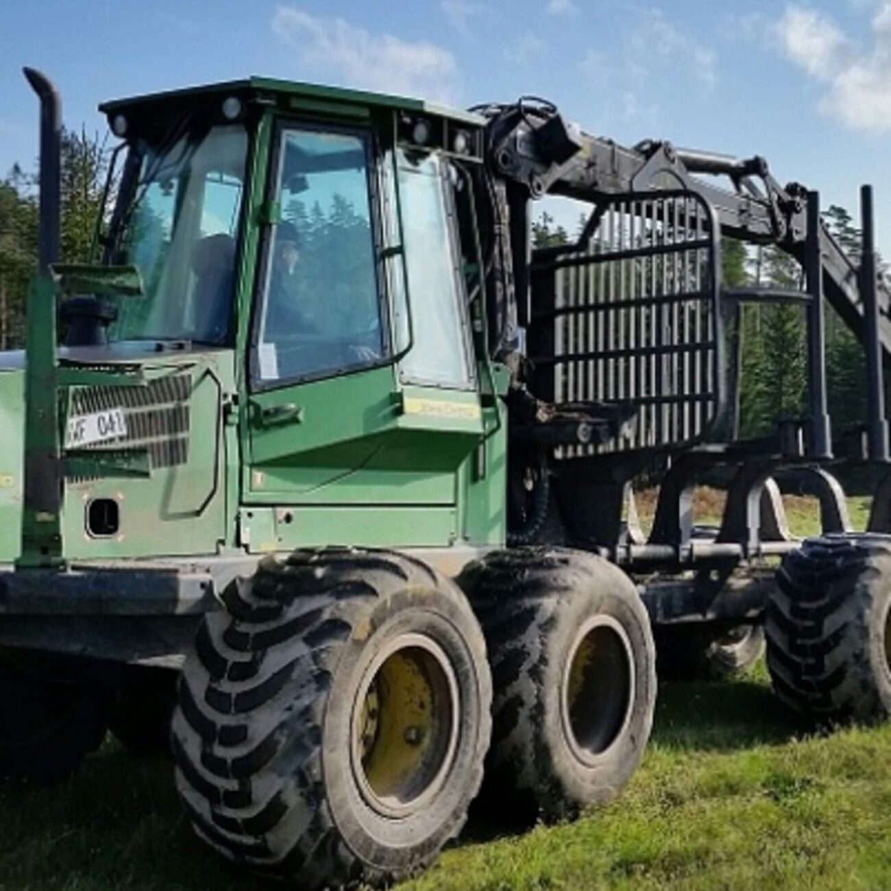 maszyny leśne, forest machines, Forstmaschinen, lesnické stroje, miško technika, лісові машини, harvester 1070D, harvesteris 1070D,  medkirtė 1070D, harvestor 1070D, xарвестер 1070D, sprzedaż maszyn leśnych, sale of forestry machines, Verkauf von Forstmaschinen, prodej lesních strojů, miško technikos pardavimas, продаж лісогосподарської техніки, Timberjack, John Deere