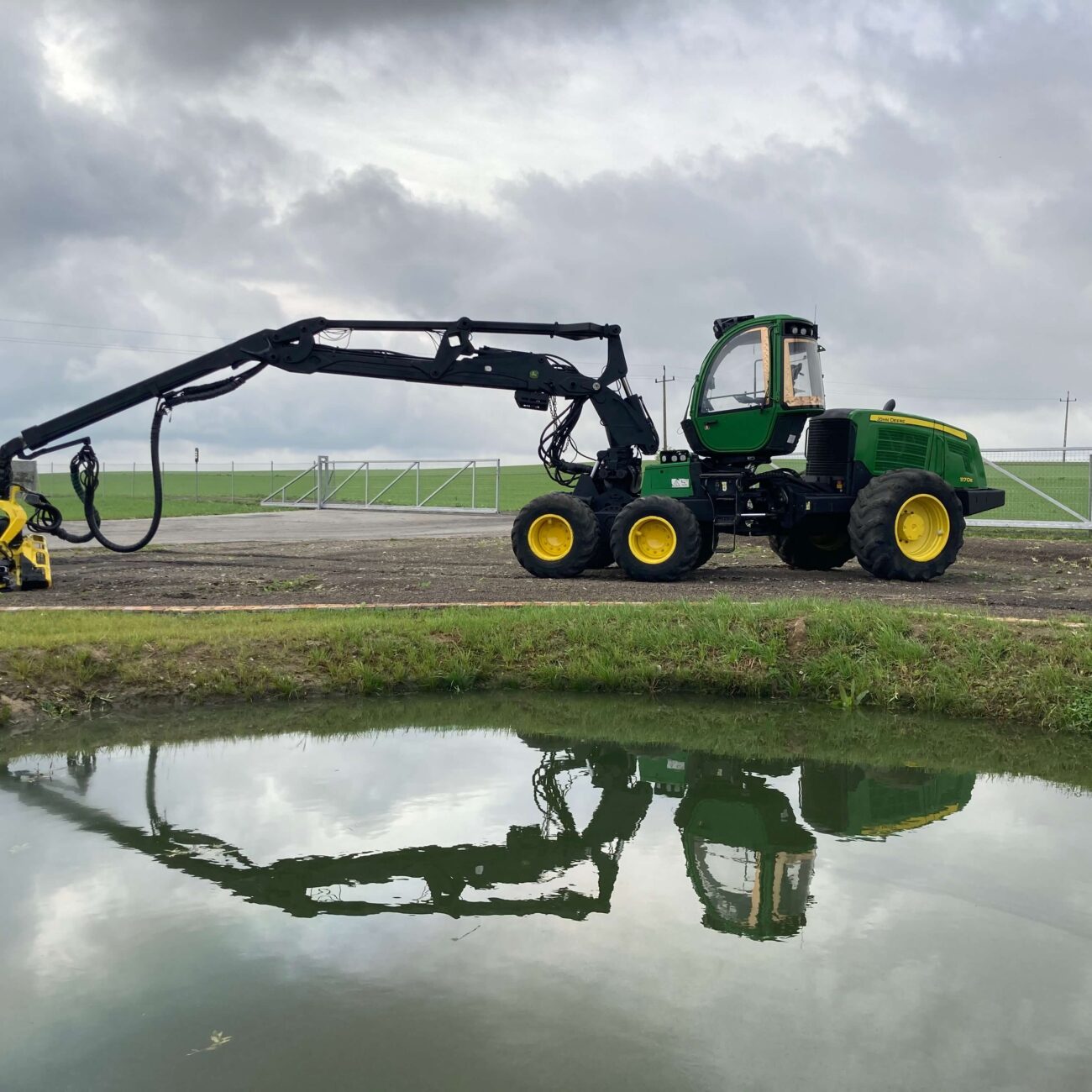 maszyny leśne, forest machines, Forstmaschinen, lesnické stroje, miško technika, лісові машини, harvester 1170E, harvesteris 1170E,  medkirtė 1170E, harvestor 1170E, xарвестер 1170E, sprzedaż maszyn leśnych, sale of forestry machines, Verkauf von Forstmaschinen, prodej lesních strojů, miško technikos pardavimas, продаж лісогосподарської техніки, Timberjack, John Deere