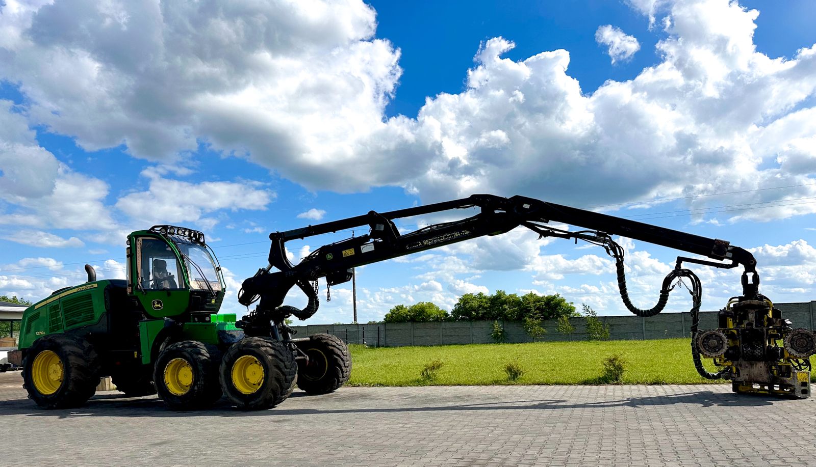 Harvester 1270G marki John Deere